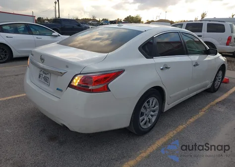 2014 Nissan Altima 2.5 S from USA, damaged, VIN 1N4AL3AP9EN231228